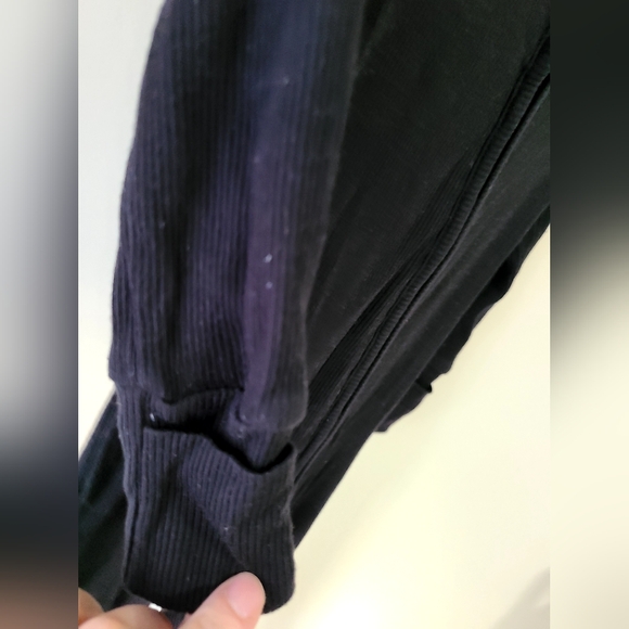 DDG ribbed footie 🖤 - Picture 4 of 7